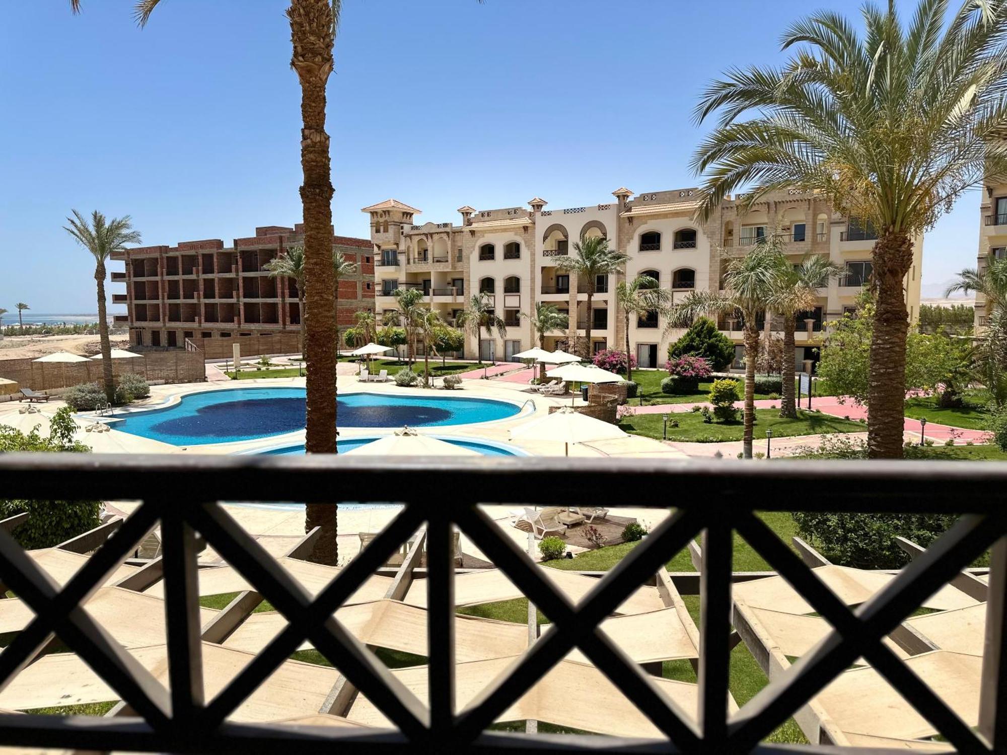 One Bedroom With Pool View C213-al Saraya Sahl Hasheesh By Peaks